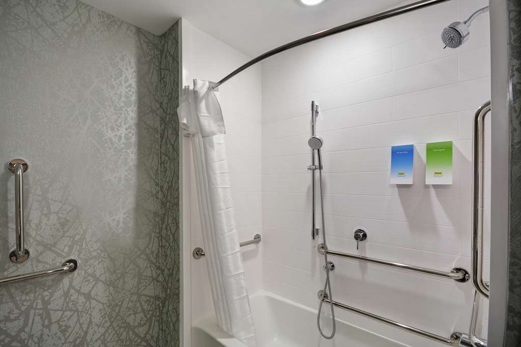 Фото Home2 Suites by Hilton Grand Rapids North