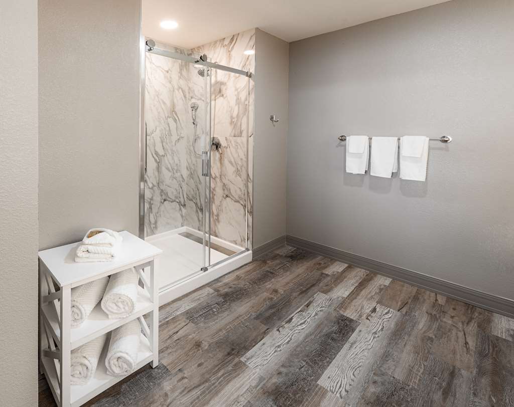 Фото Hilton Dallas Rockwall Lakefront