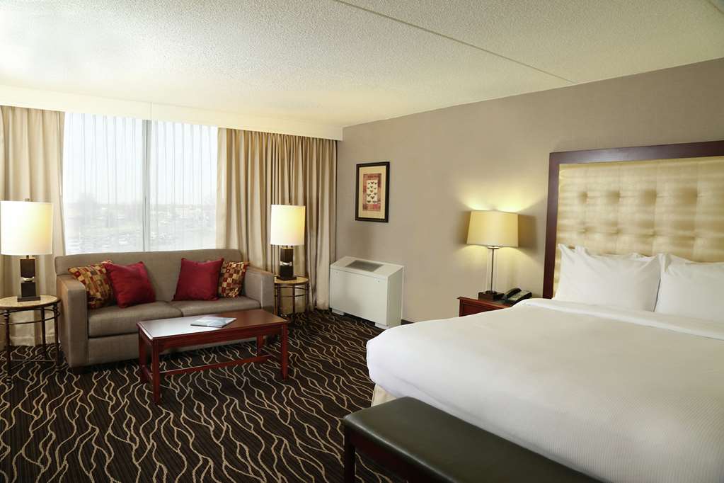 Фото Hilton Kansas City Airport