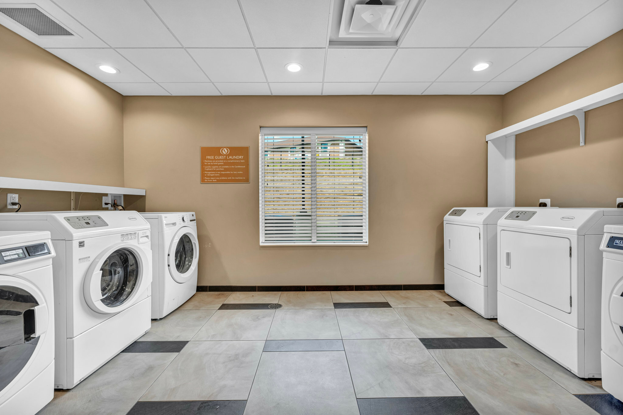 Фото Candlewood Suites Dumfries - Quantico, an Ihg Hotel