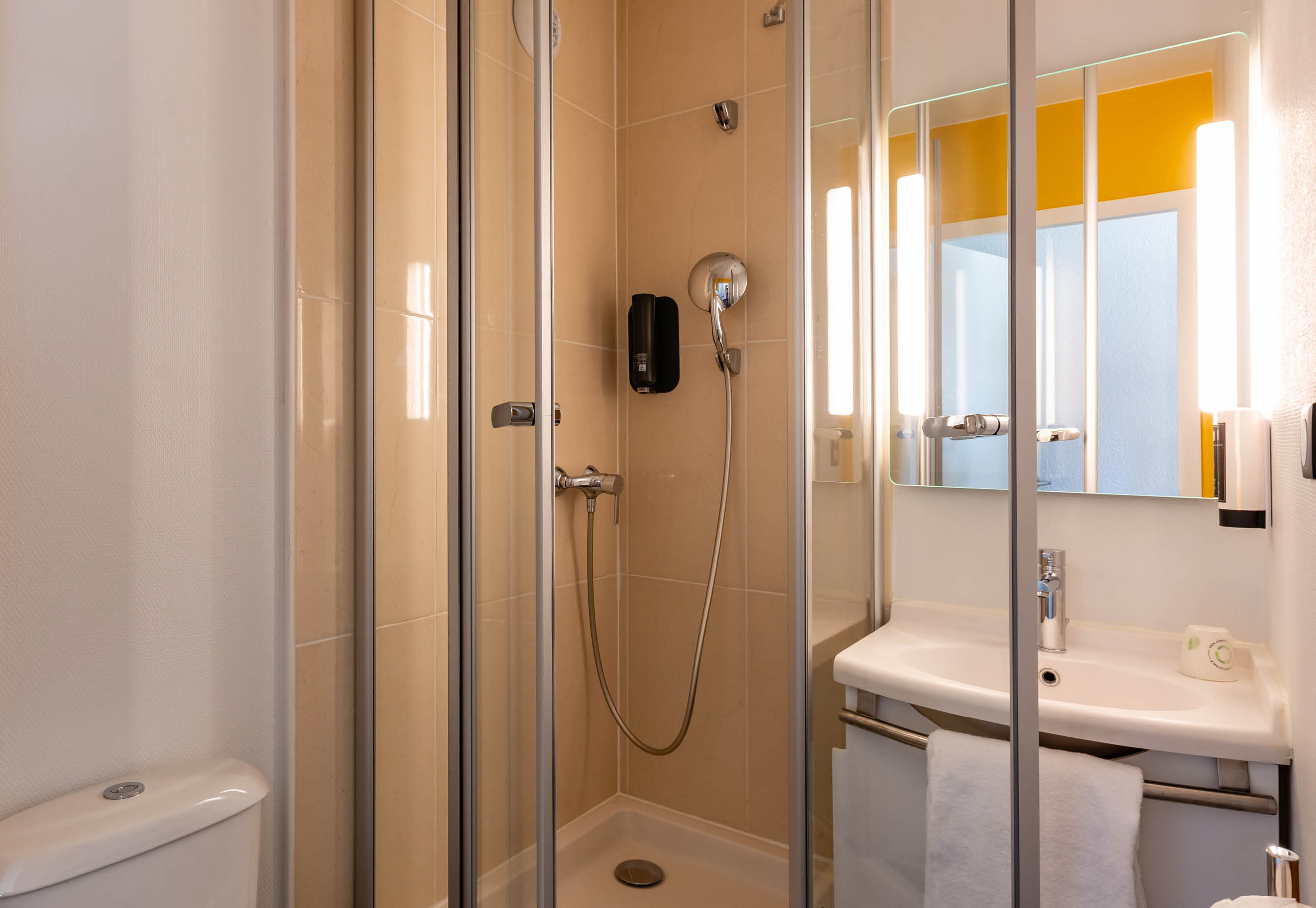 Фото B&b Hotel Grenoble Centre Verlaine