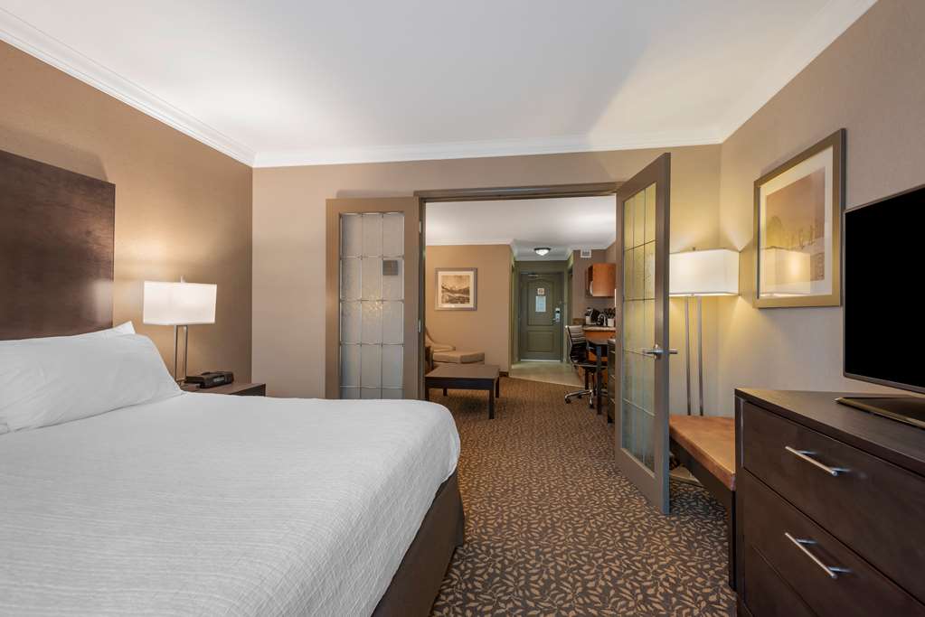 Фото Best Western Plus Fernie Mountain Lodge