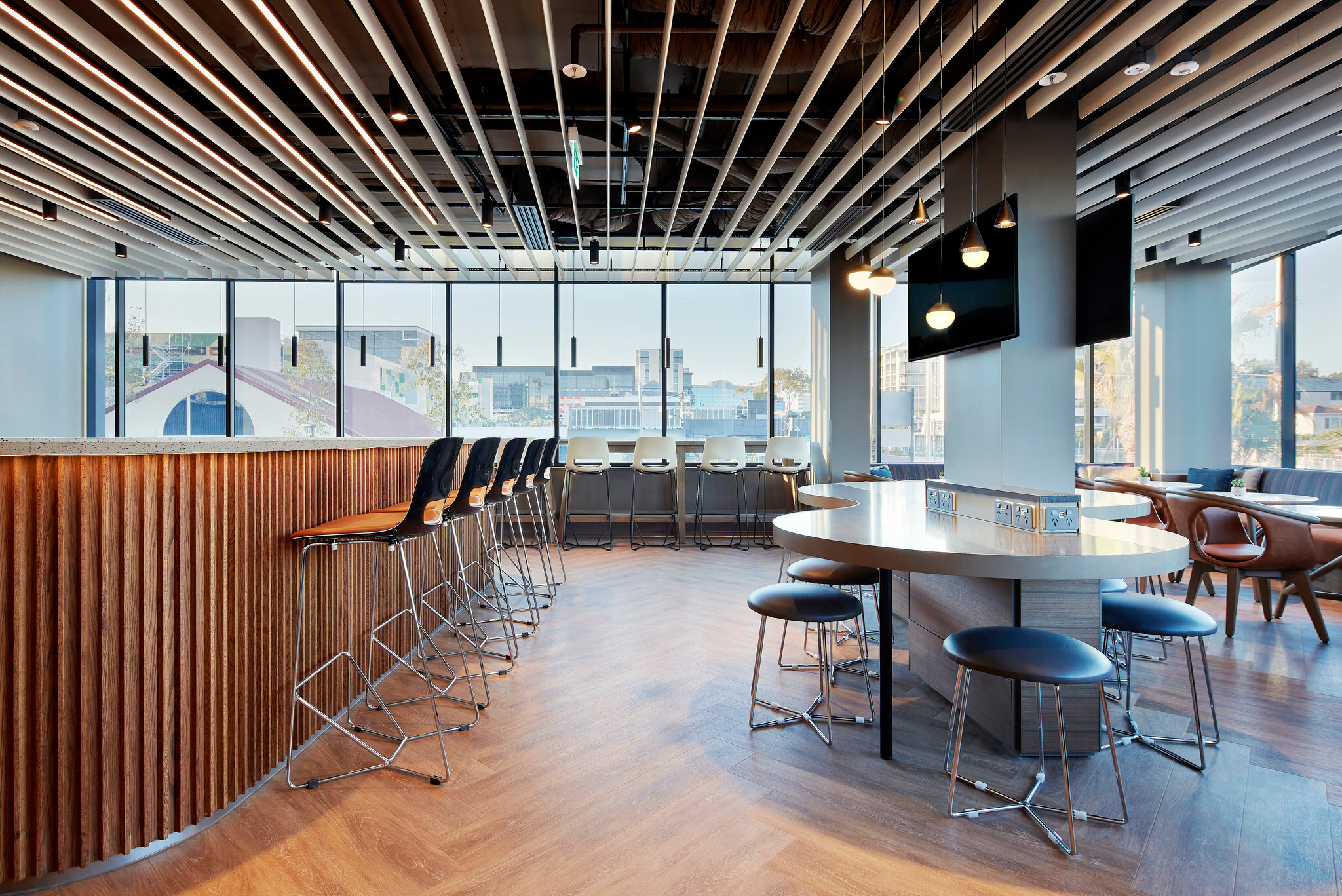 Фото Holiday Inn Express Sydney Airport, an Ihg Hotel