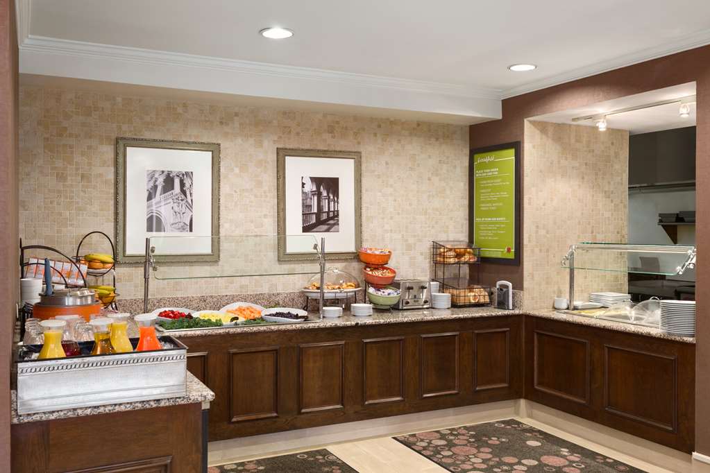 Фото Hilton Garden Inn Shelton