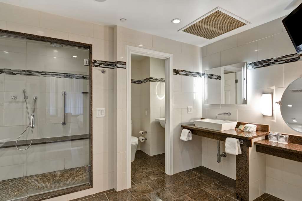 Фото The Cincinnatian Hotel Curio Collection by Hilton