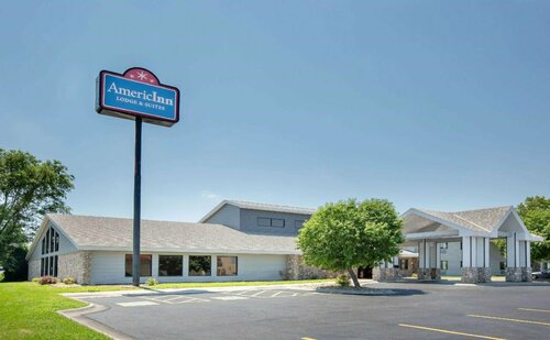 Гостиница AmericInn by Wyndham Lincoln North в Линкольне