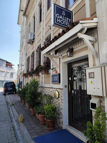 Galley Hotel