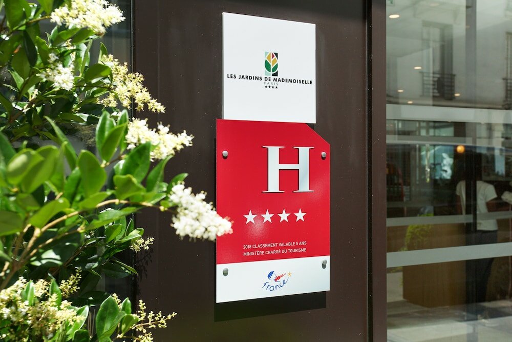 Фото Les Jardins de Mademoiselle Hotel & SPA