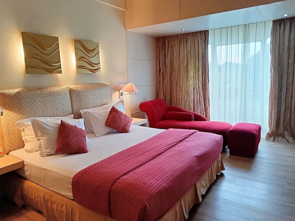 Фото Tychi Hotel
