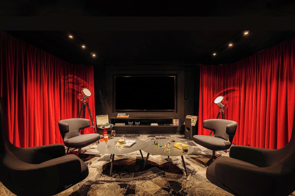 Фото Savoy Hotel Rotterdam