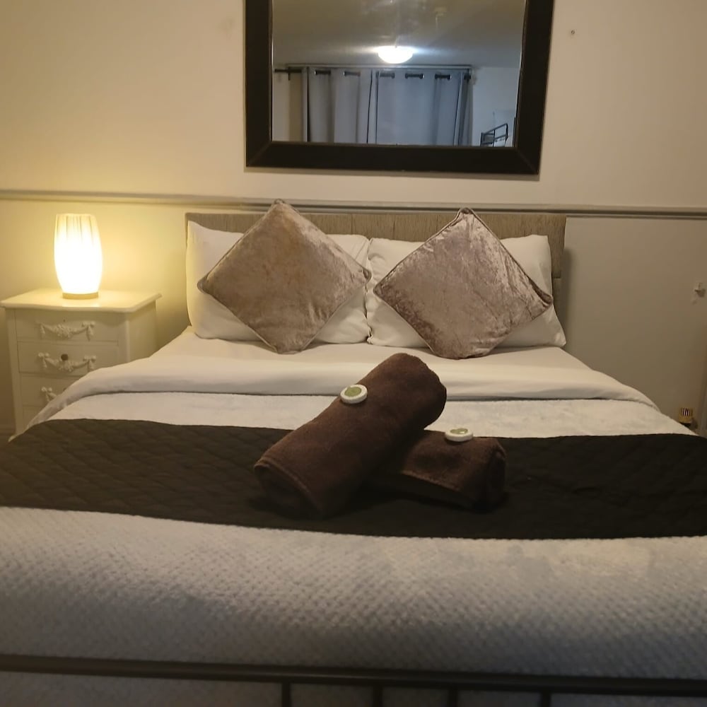 Фото Queens Guesthouse Manchester