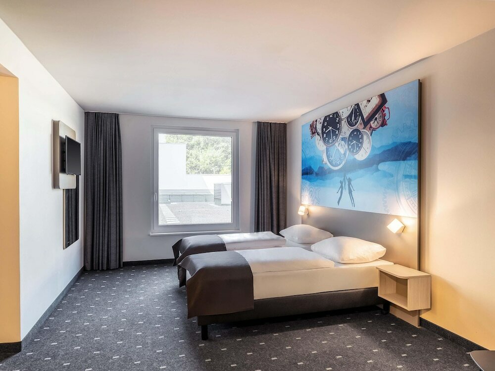 Фото B&b Hotel Villingen Schwenningen