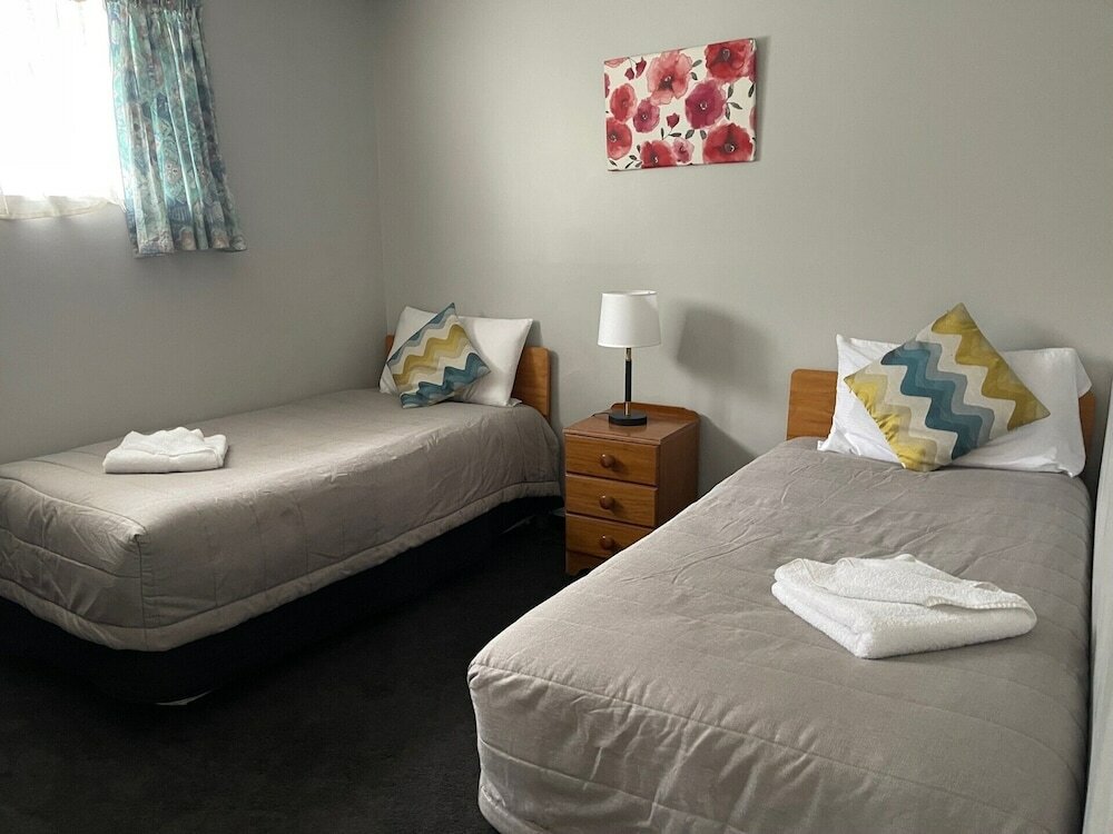 Фото Earnslaw Motel