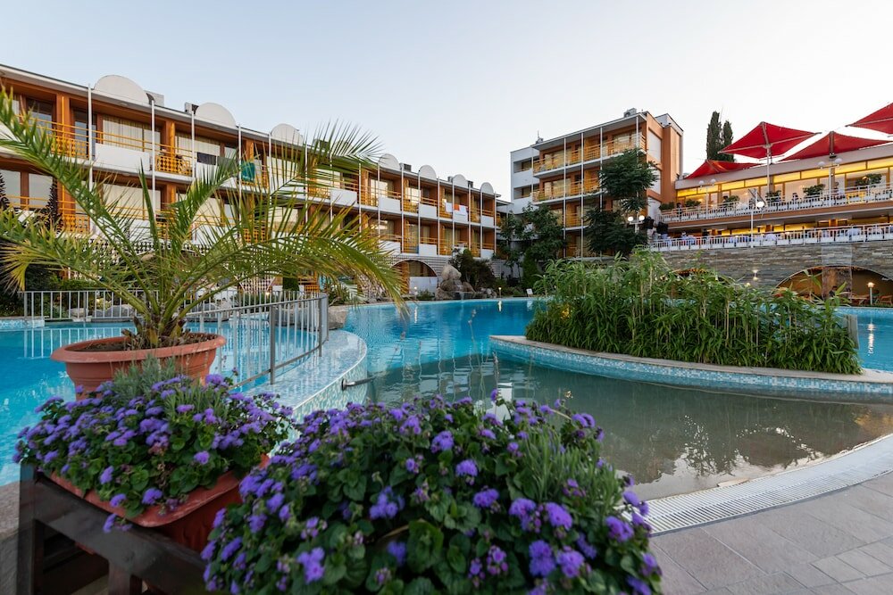 Фото Nessebar Beach Hotel