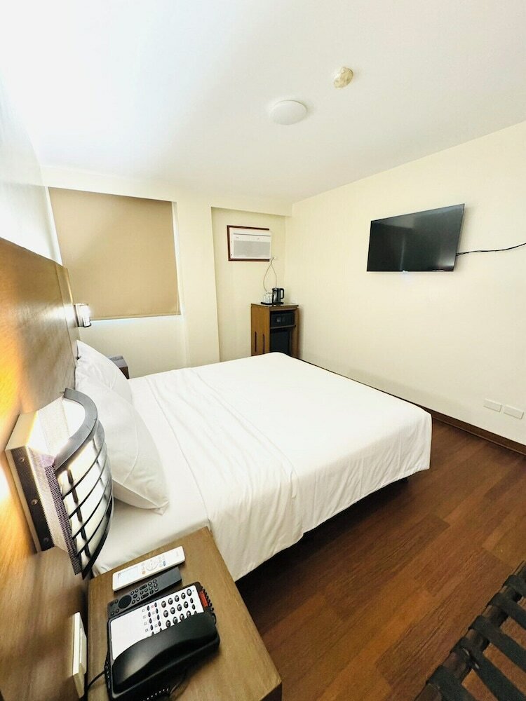 Фото Pearl Lane Hotel