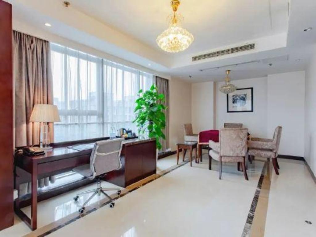 Фото Paxton Park Hotel Chengdu
