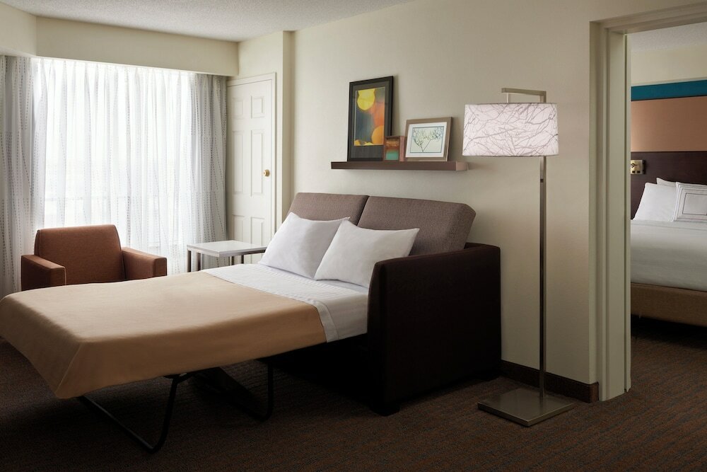 Фото Residence Inn by Marriott Toronto Airport
