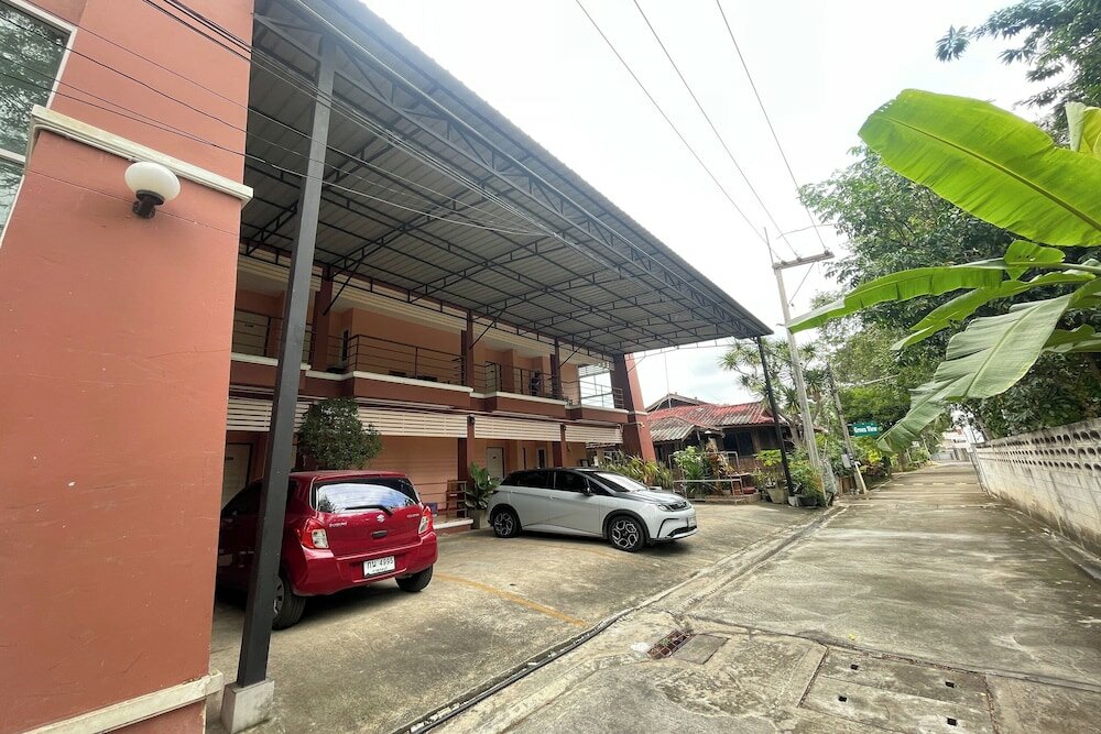 Фото P and P Place Apartment Kanchanaburi