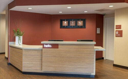 Гостиница TownePlace Suites by Marriott Louisville North в Кларксвилле