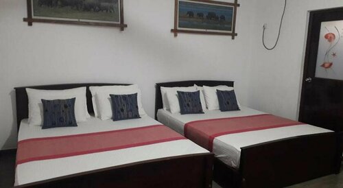 Гостиница Cannel Side Guest House в Полоннаруве