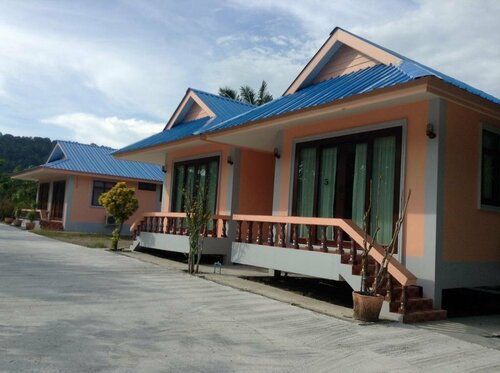Naka Mountain View Resort