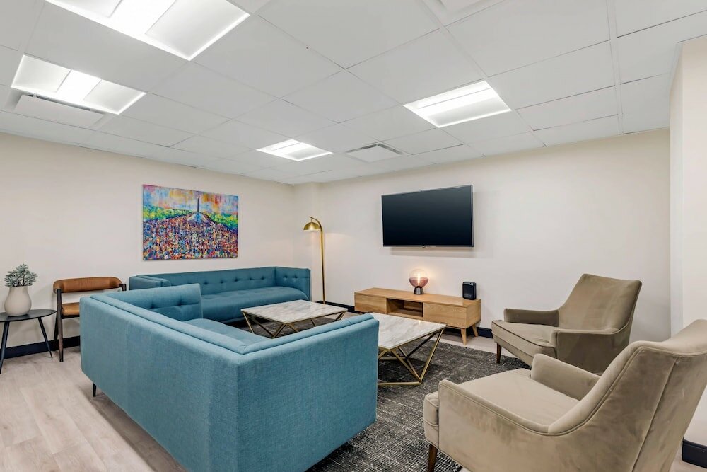 Фото Sonder The Quincy Ascend Hotel Collection