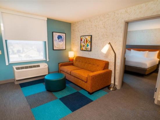 Фото Home2 Suites by Hilton Bakersfield