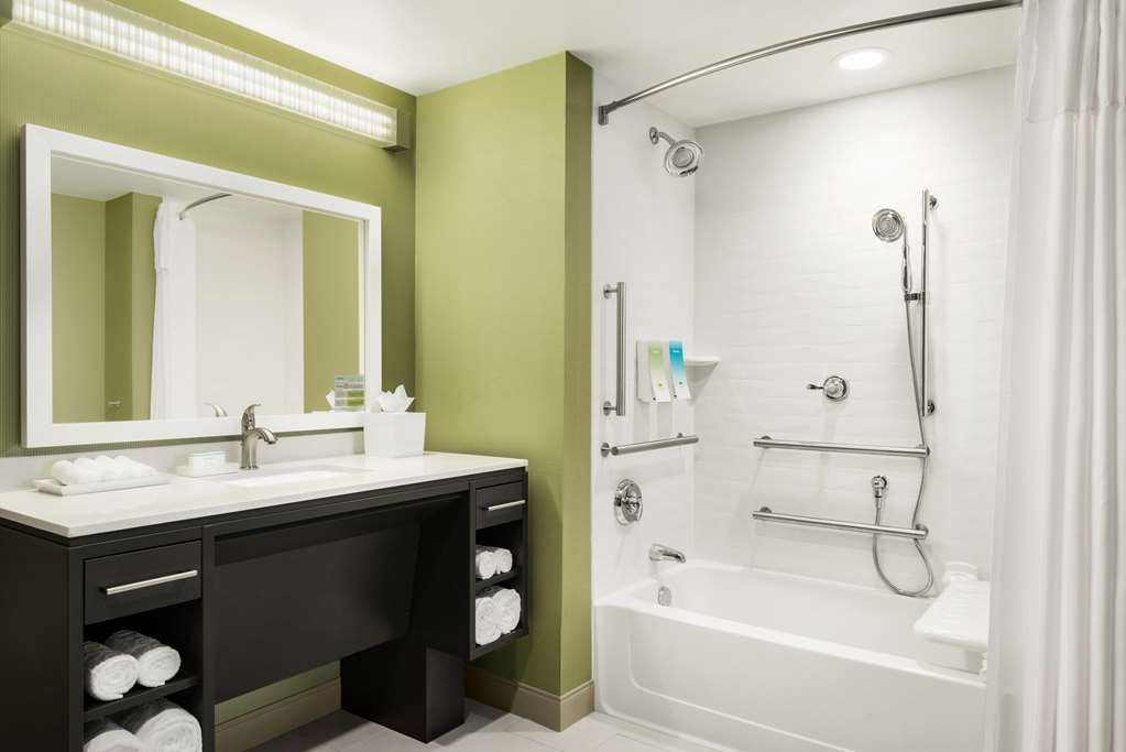Фото Home2 Suites by Hilton Menomonee Falls Milwaukee