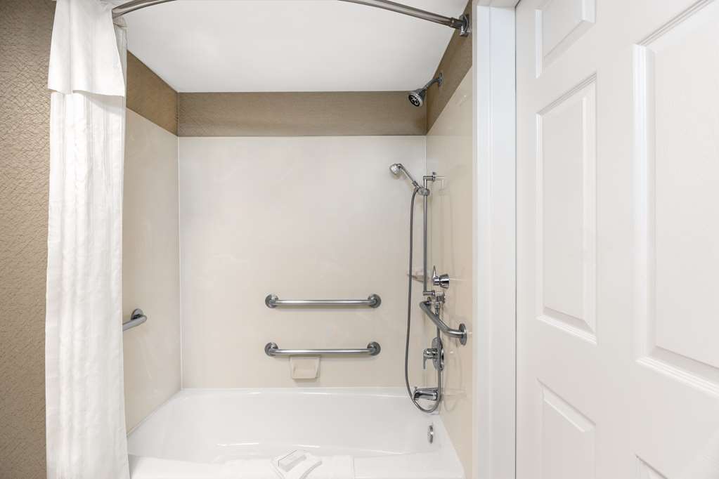 Фото Homewood Suites by Hilton Newark-Fremont