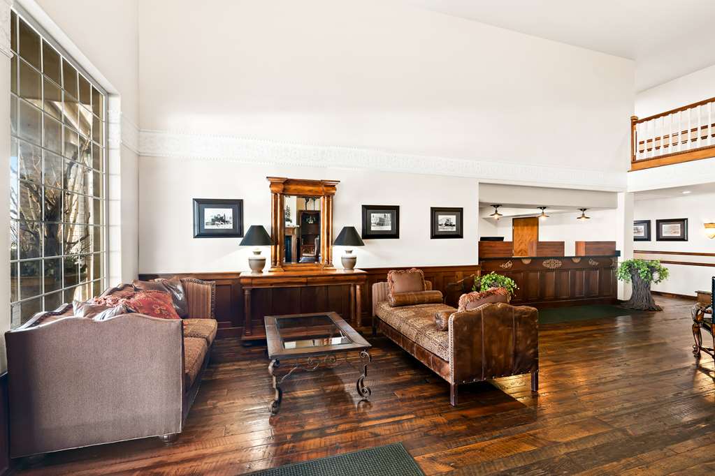 Фото Best Western Newberry Station