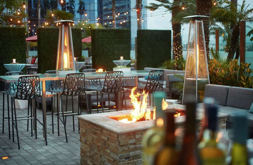 Фото Embassy Suites by Hilton San Diego La Jolla