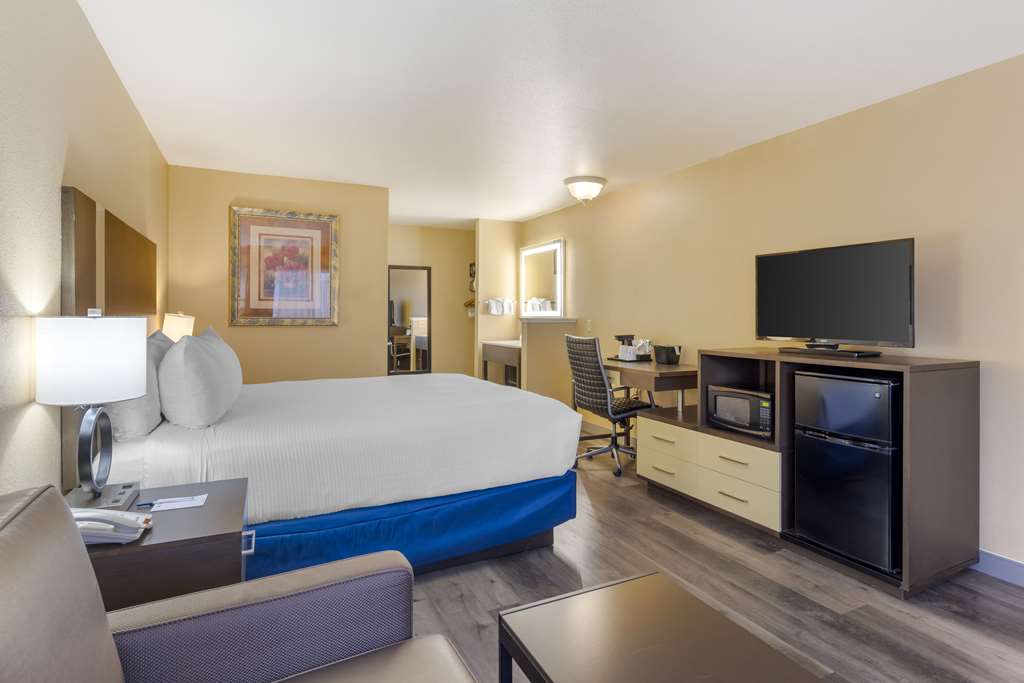 Фото Best Western Fallon Inn & Suites