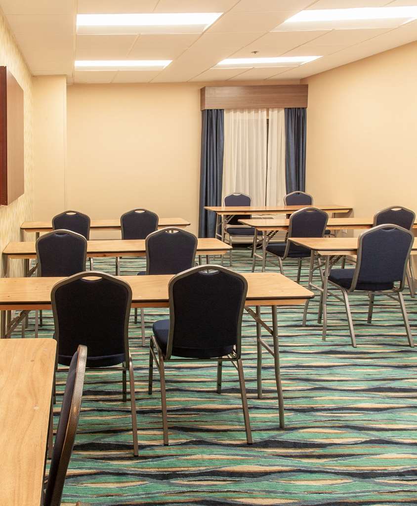 Фото Hampton Inn & Suites Jackson-Coliseum