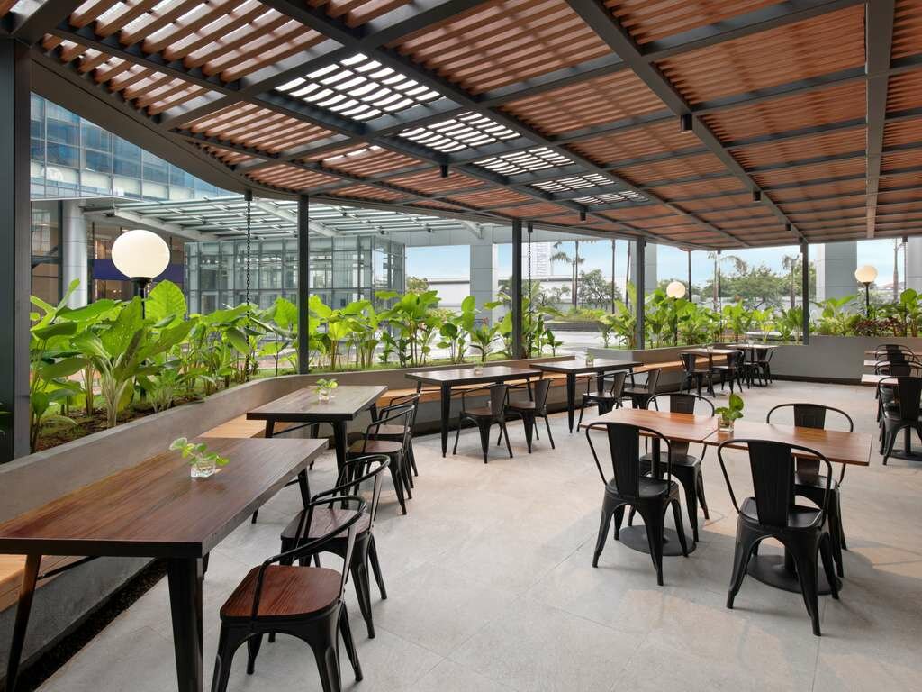 Фото Novotel Samator Surabaya Timur