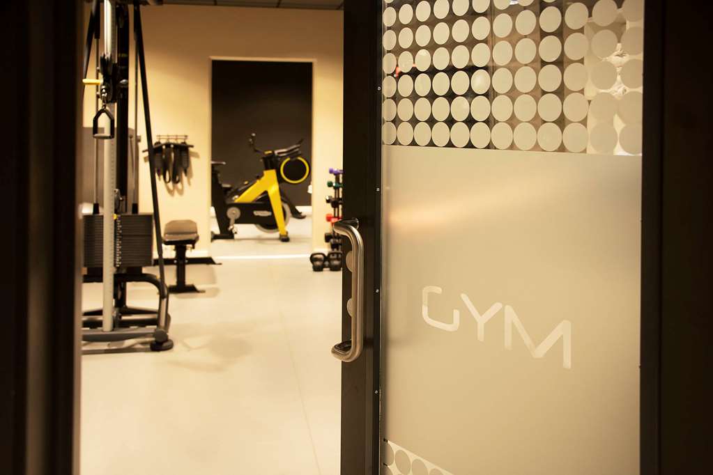 Фото Park Inn by Radisson Oslo Airport Hotel West