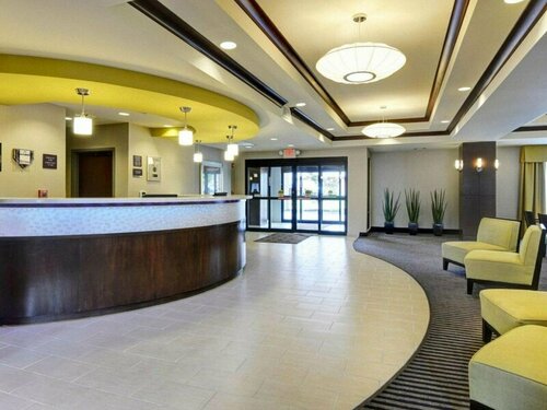 Гостиница Comfort Suites Little Rock West в Литл-Роке