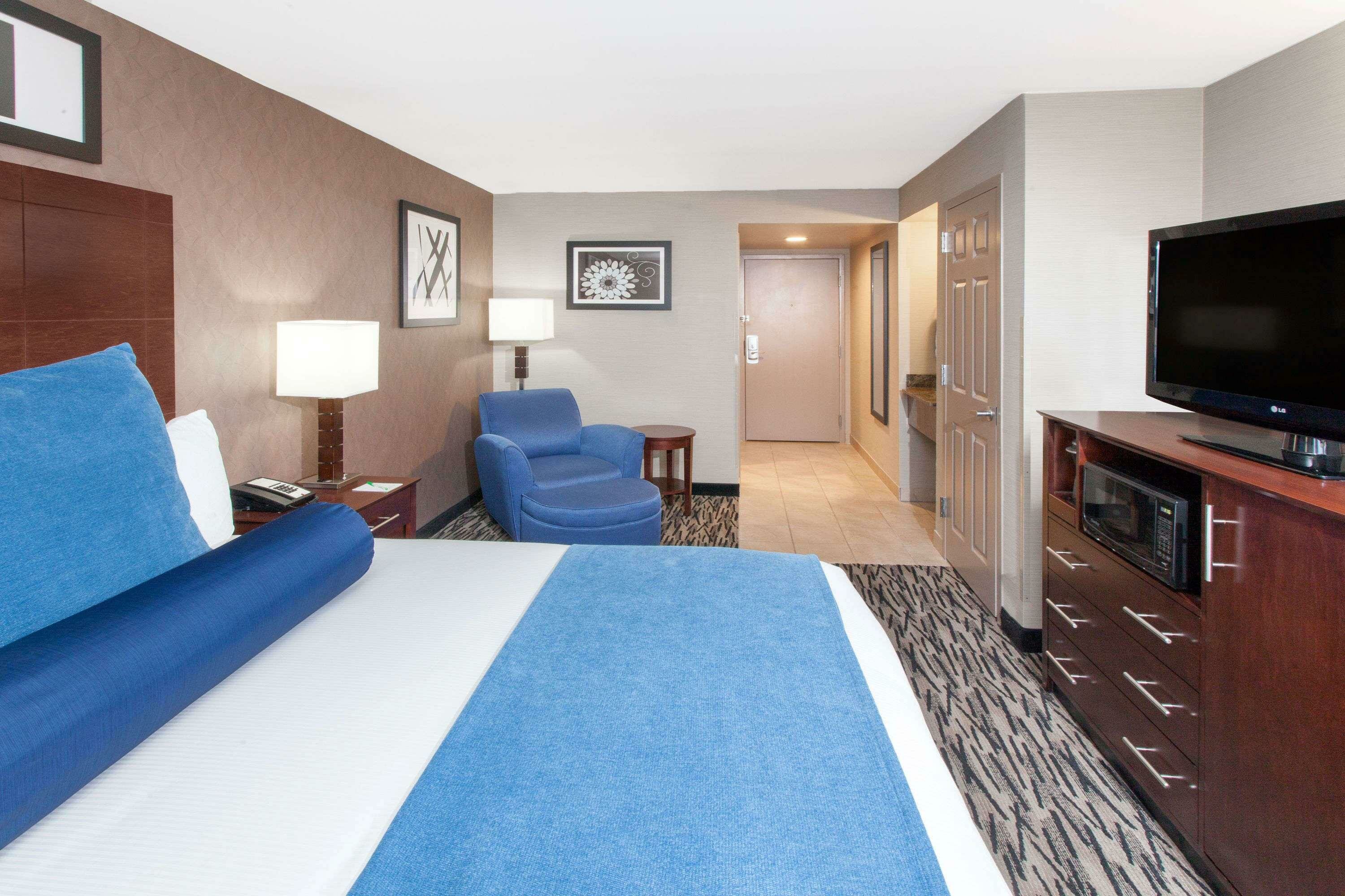 Фото Wyndham Garden Elk Grove Village/O'Hare