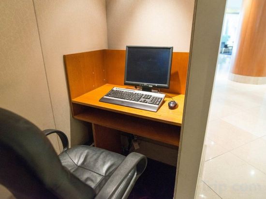 Фото Quay West Suites Melbourne