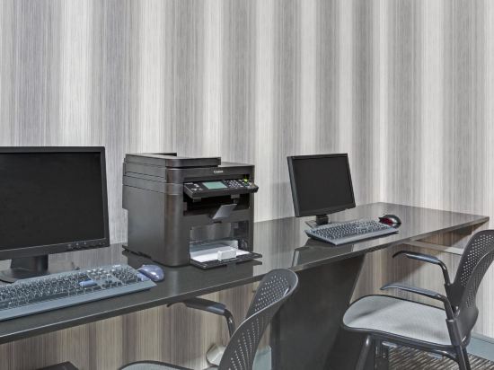 Фото Wyndham Garden Norfolk Downtown