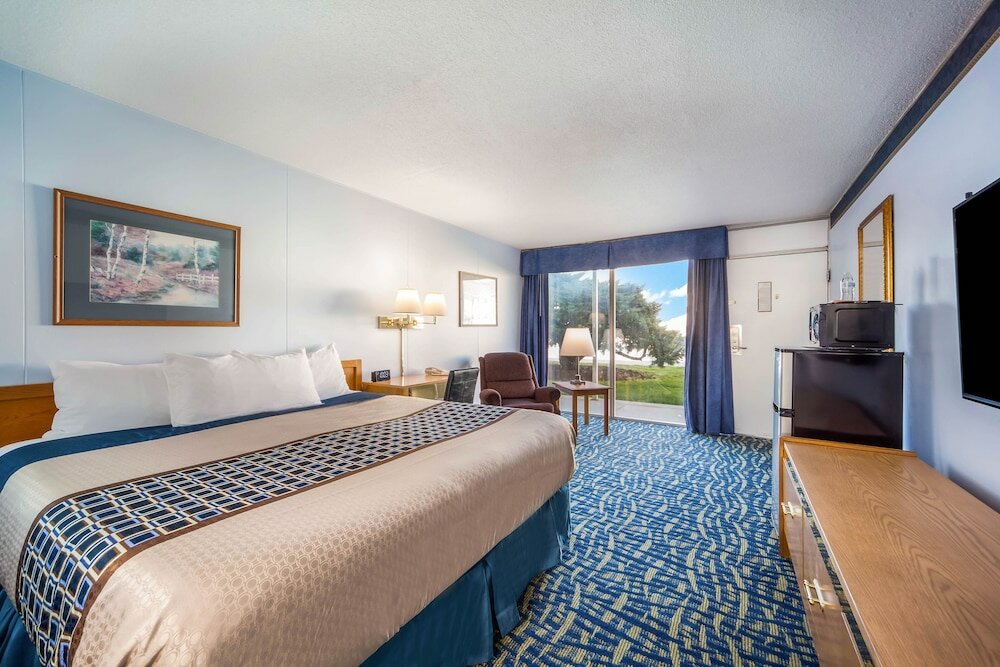 Фото Hospitality Inn