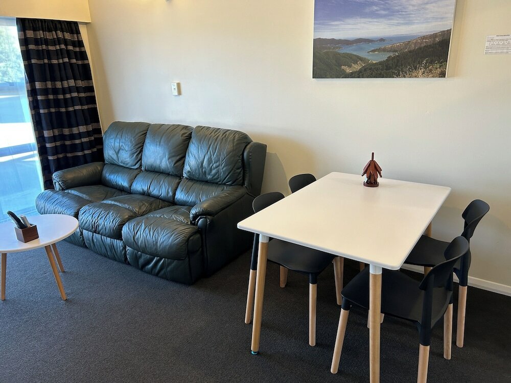 Фото Montana Lodge Motel