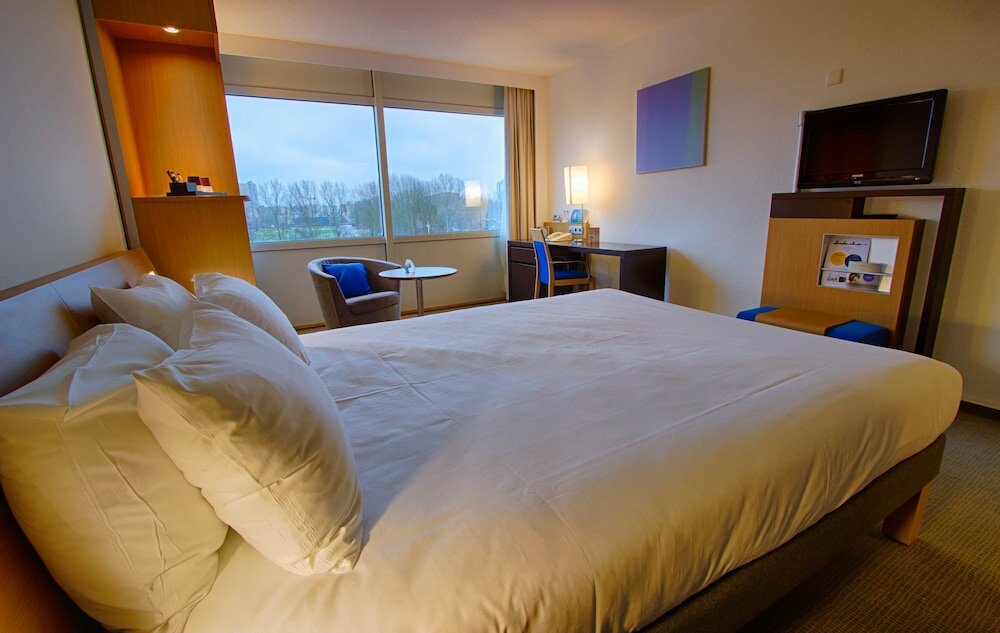 Фото Novotel Rotterdam Brainpark