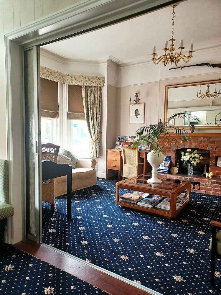 Фото Hunters Lodge