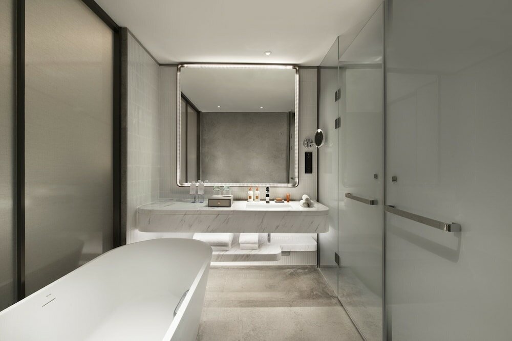 Фото Crowne Plaza Wuhan Optics Valley, an Ihg Hotel