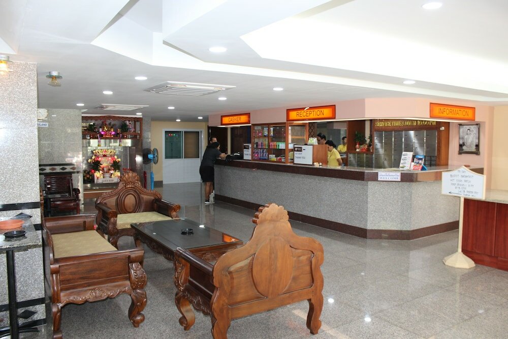 Фото A. A. Pattaya Golden Beach Hotel