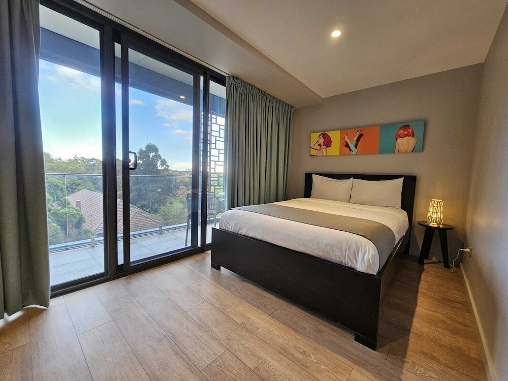 Фото Studio 8 Residences - Adults Only