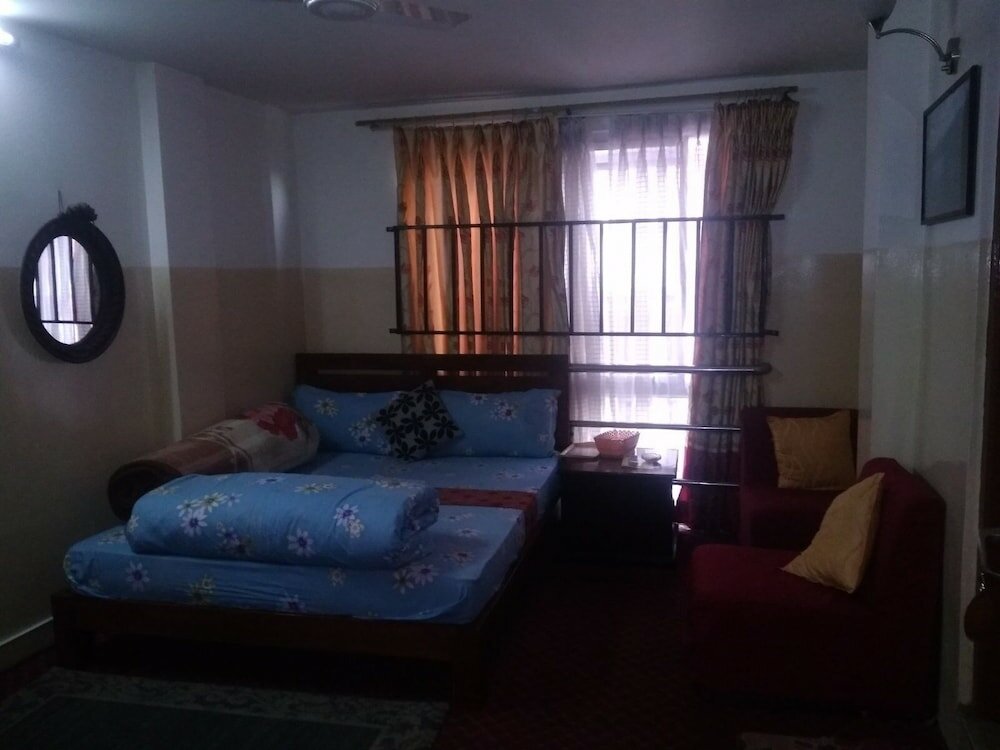 Фото Hotel swastik