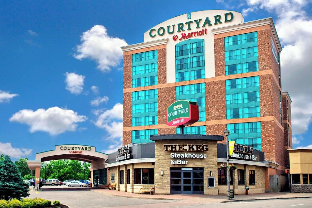 Фото Courtyard by Marriott