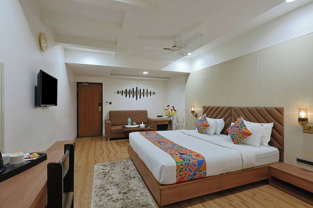 Фото Hotel Ambassador