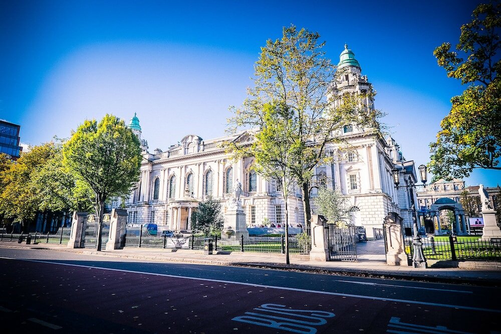 Фото Travelodge Belfast Central